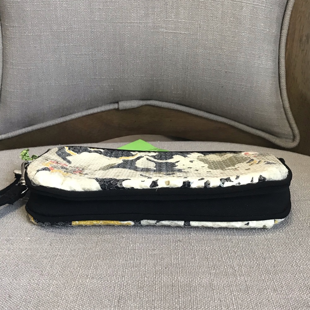Vera Bradley Dogwood shimmer wristlet - Picture 11 of 16